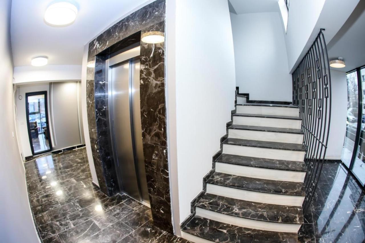 Metropolitan Iassium Apartments Jászvásár Kültér fotó